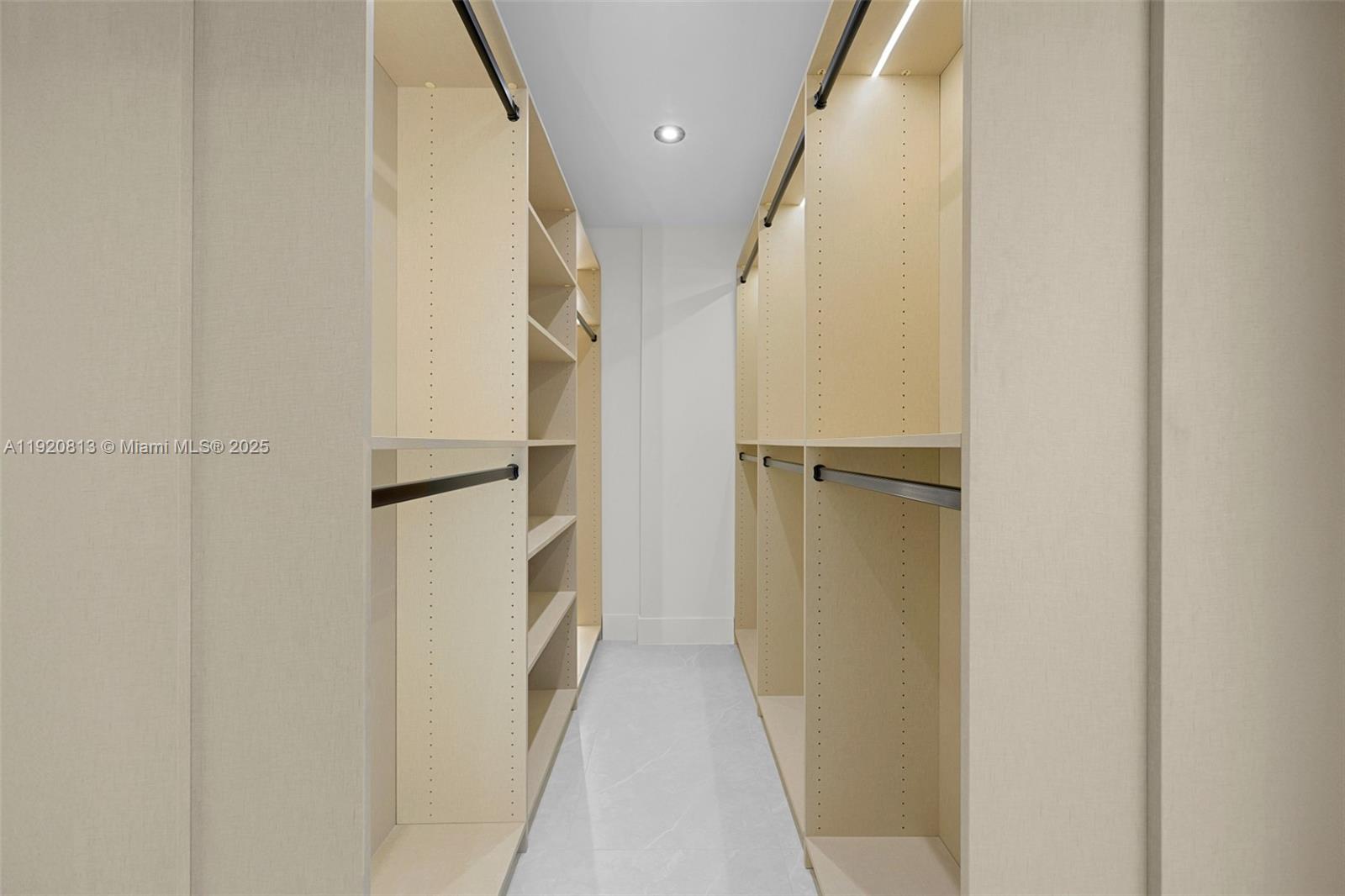 WATERVIEW CONDO - Residential