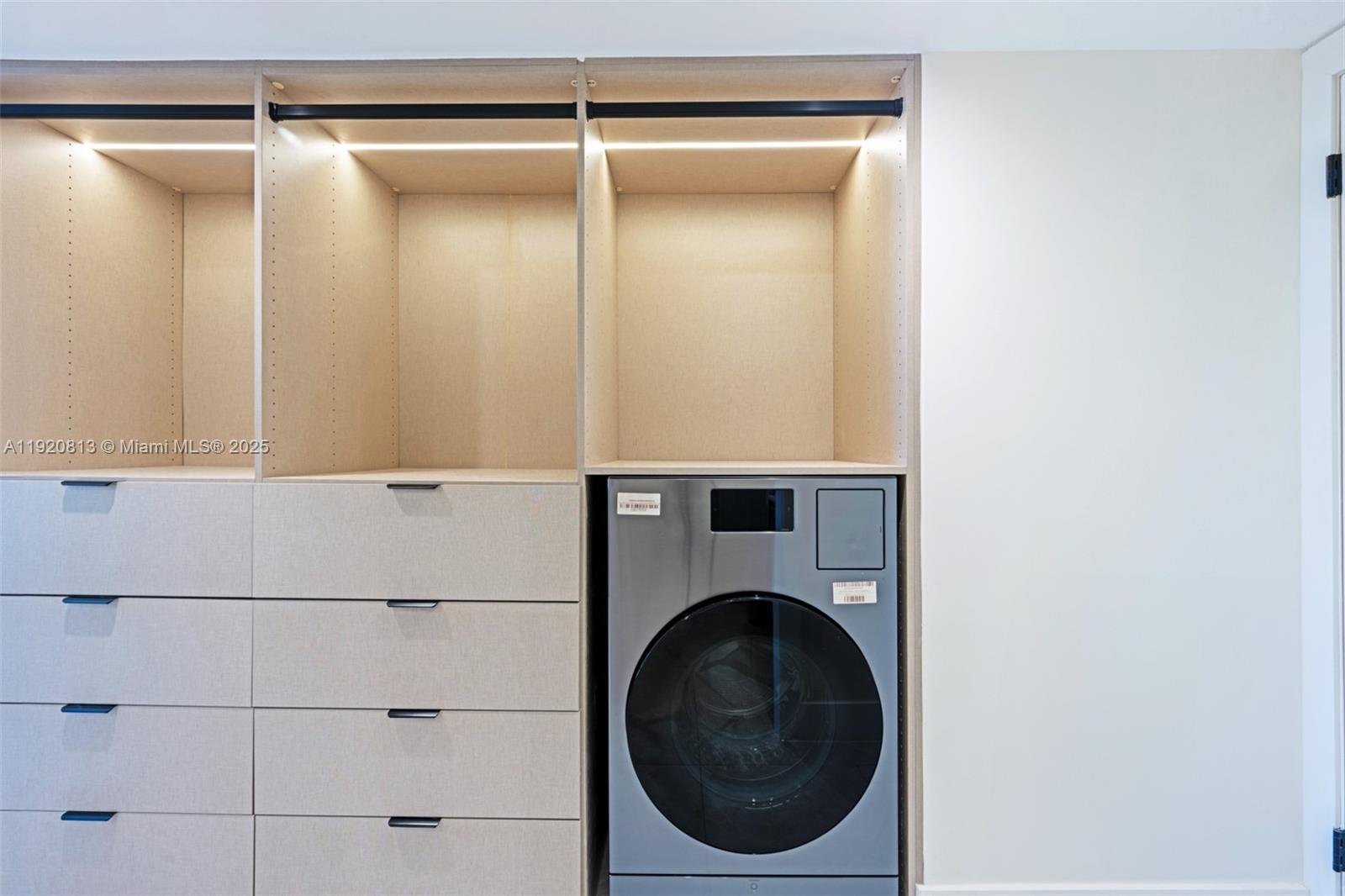 WATERVIEW CONDO - Residential