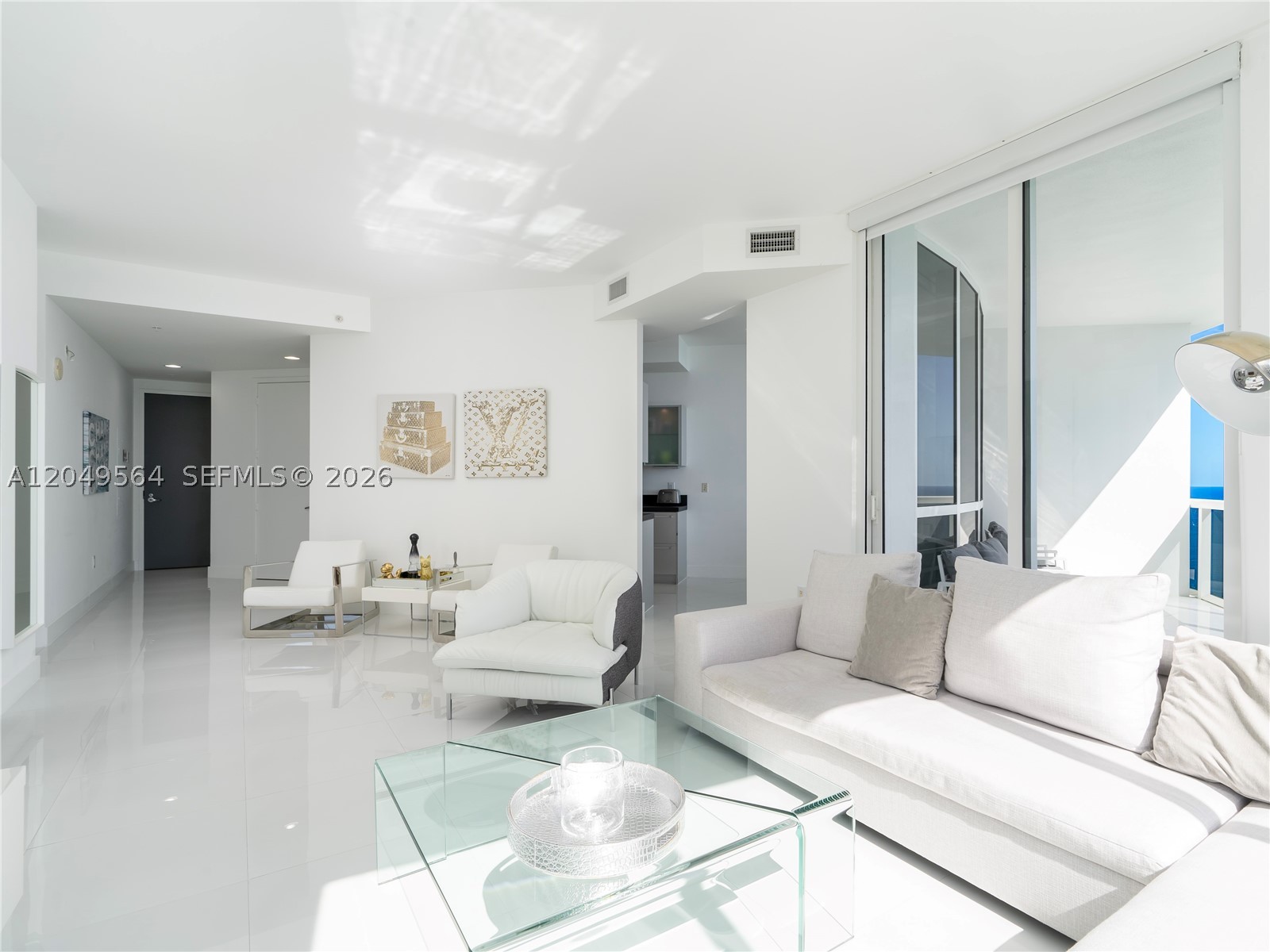 18201 Collins Ave 4709A