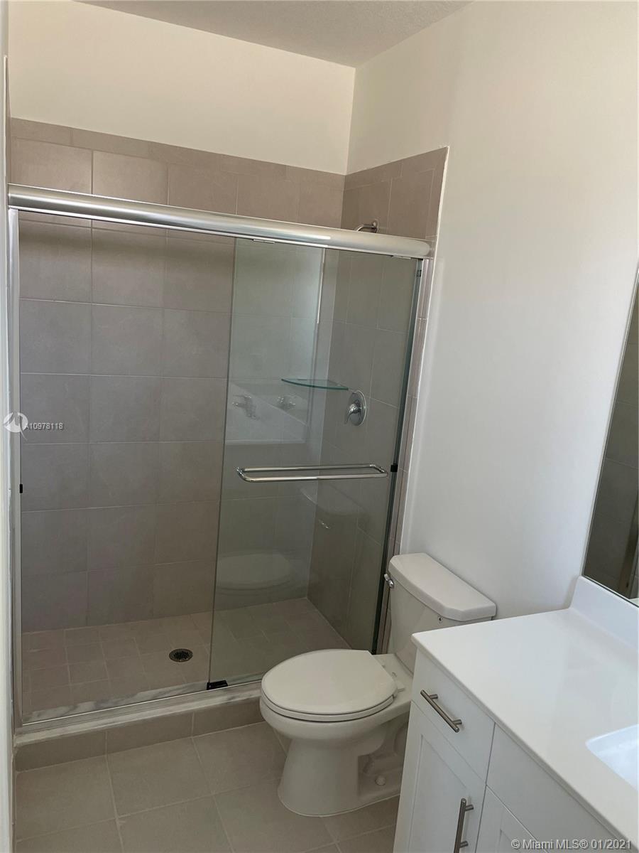 VIA VENTURA NEIGHBORHOOD 1 - Residential Lease