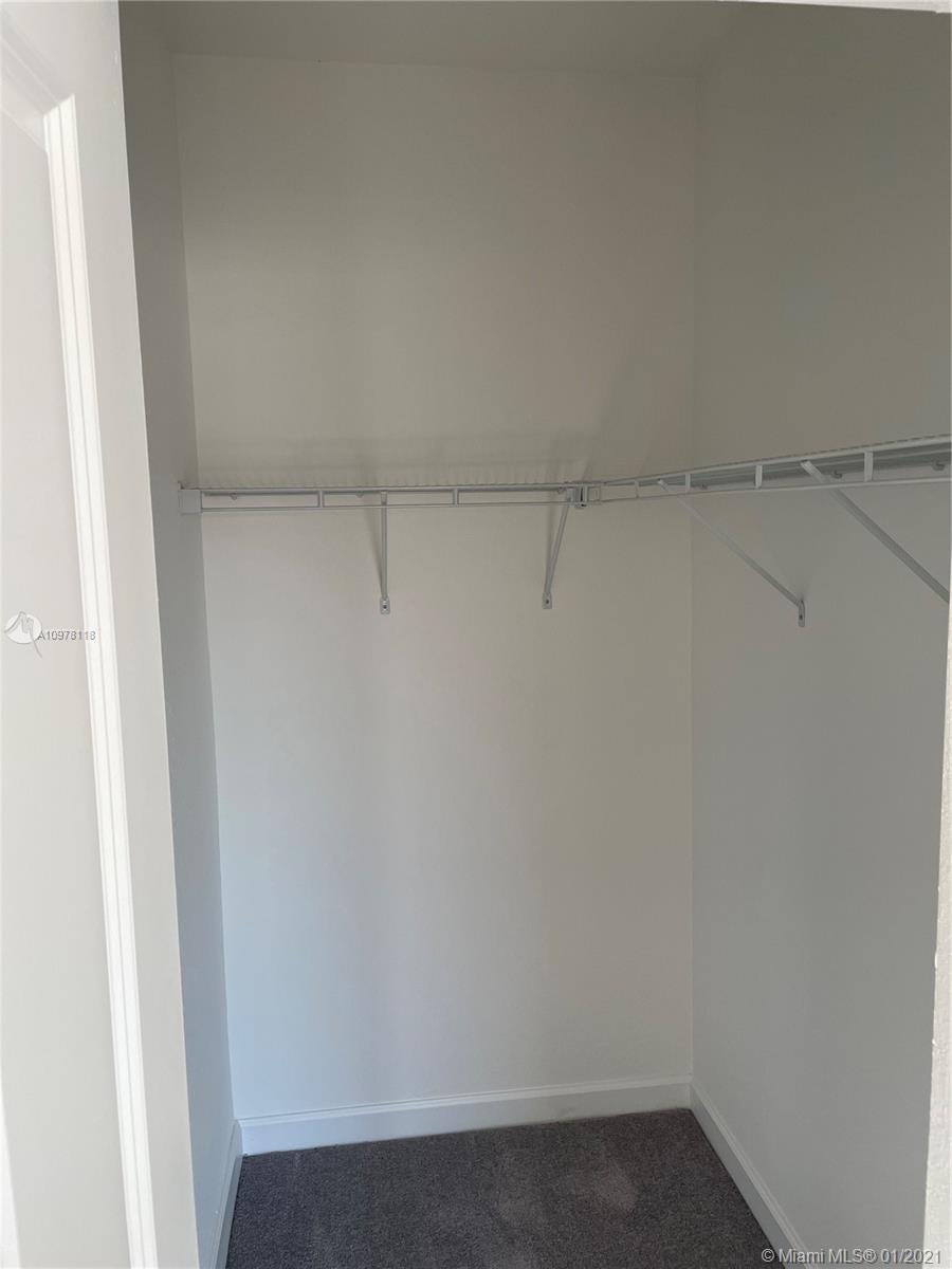 VIA VENTURA NEIGHBORHOOD 1 - Residential Lease