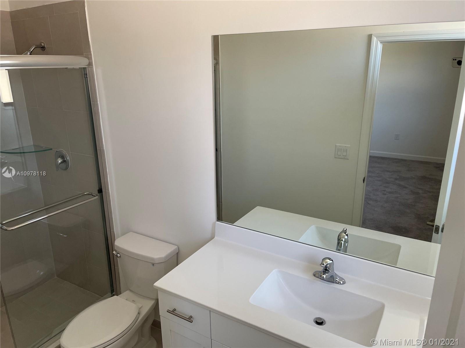 VIA VENTURA NEIGHBORHOOD 1 - Residential Lease