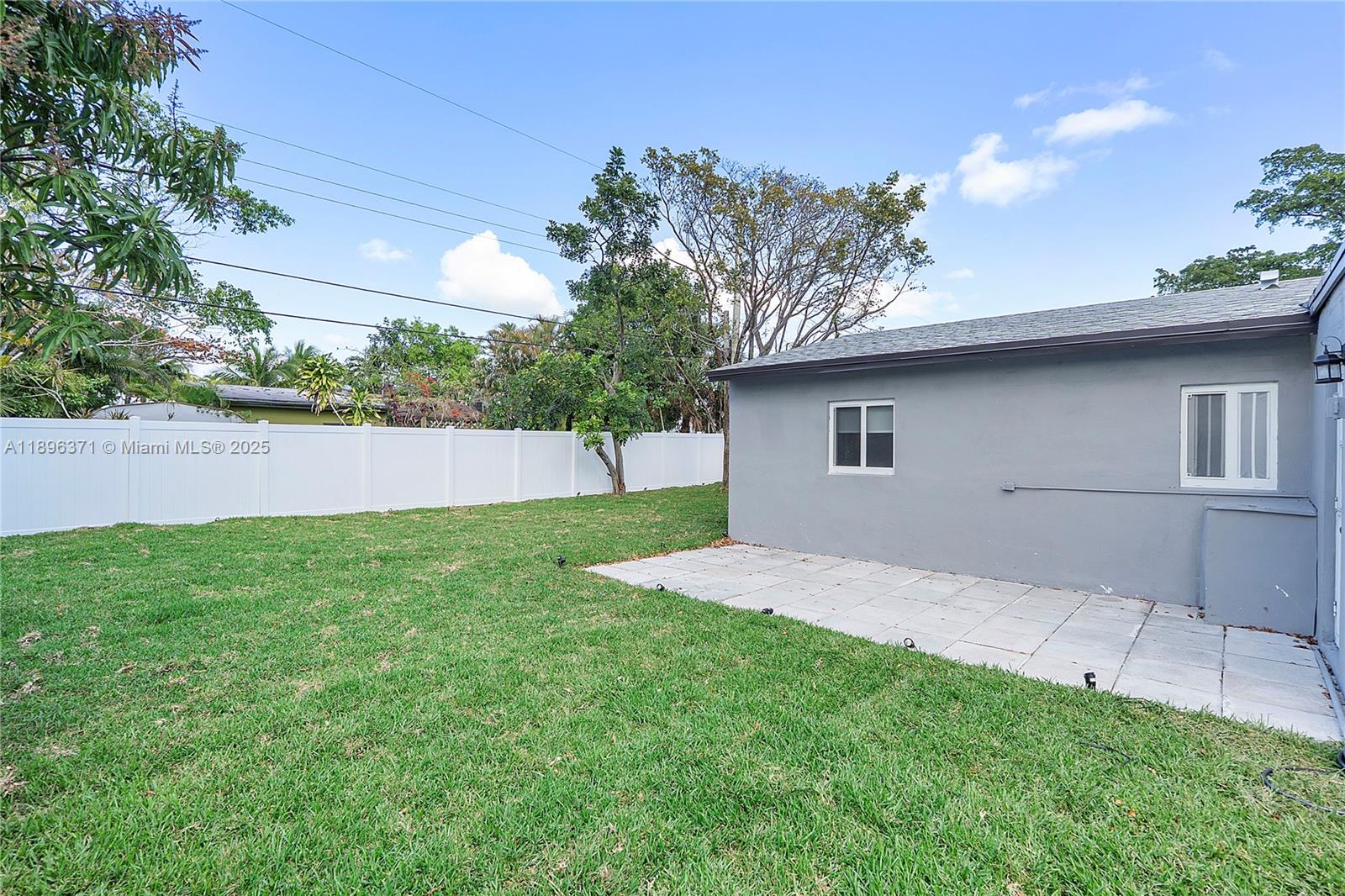 COLLIER ESTATES 3RD ADD - Residential