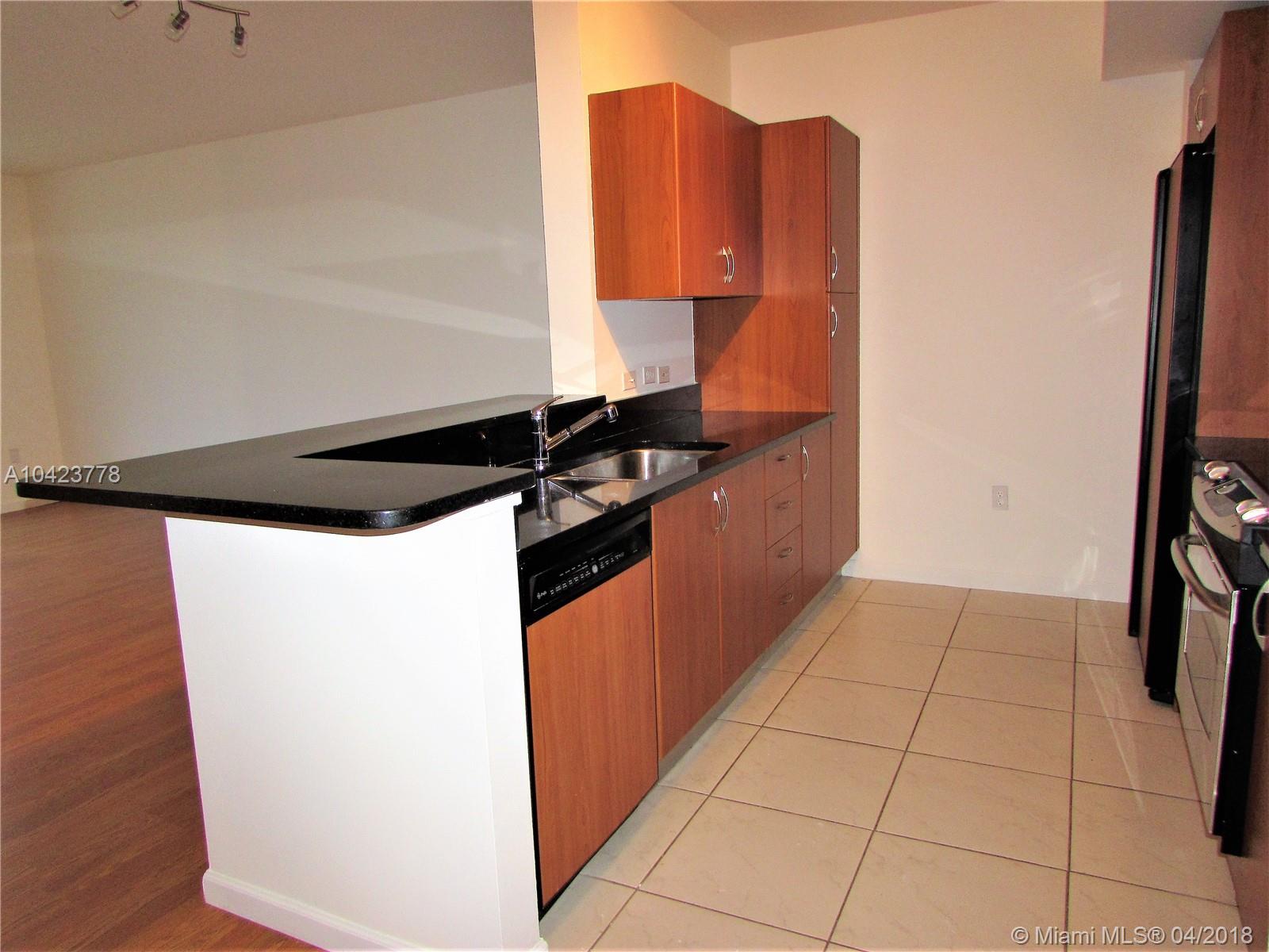 VENTURE AT AVENTURA EAST - Residential