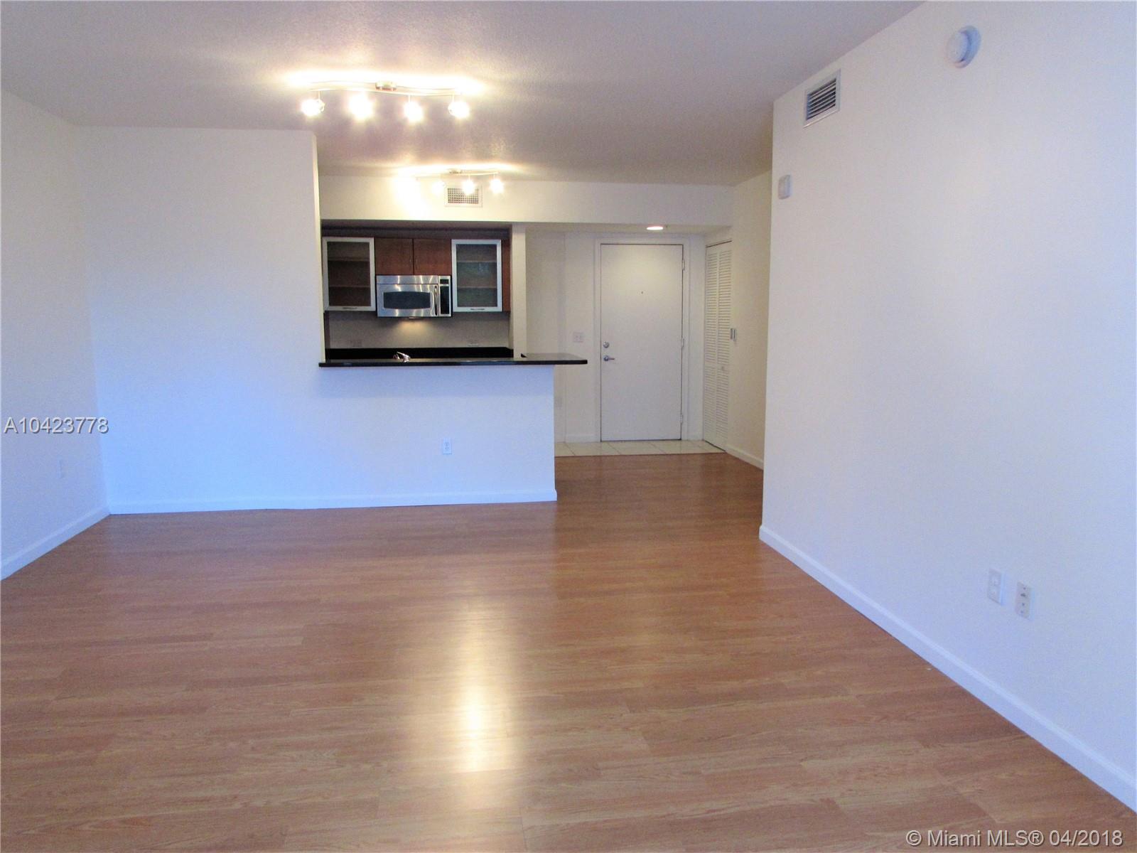 VENTURE AT AVENTURA EAST - Residential