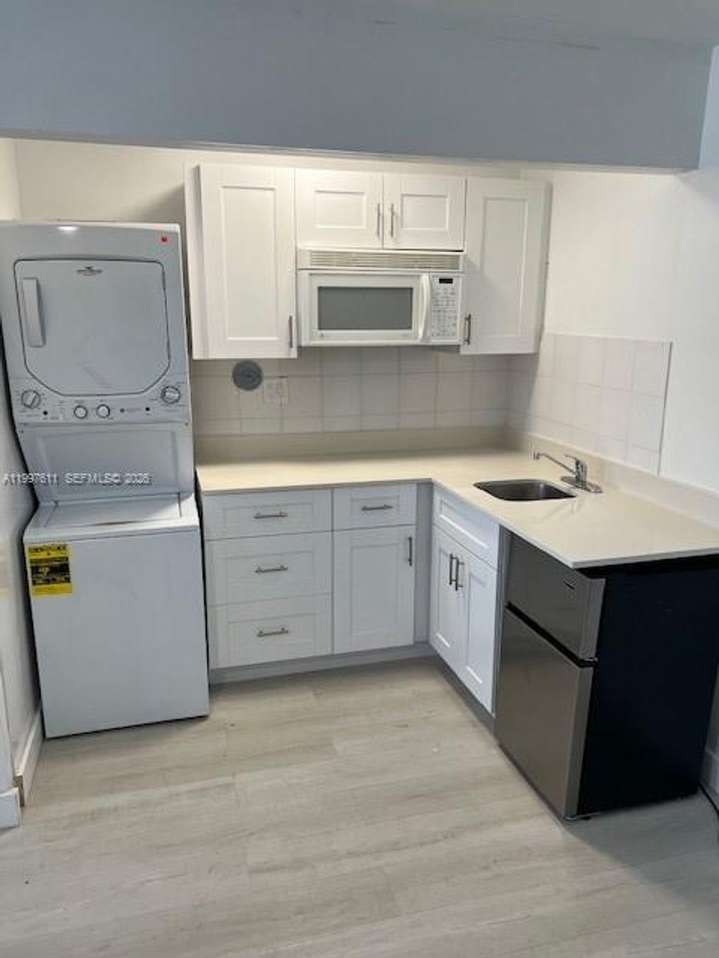 Photo of Hallandale Beach, FL 33009 (MLS # A11997611)