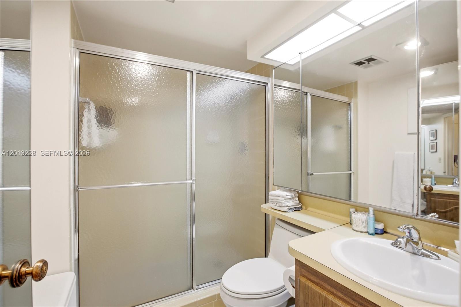 OCEANAGE CONDO - Residential