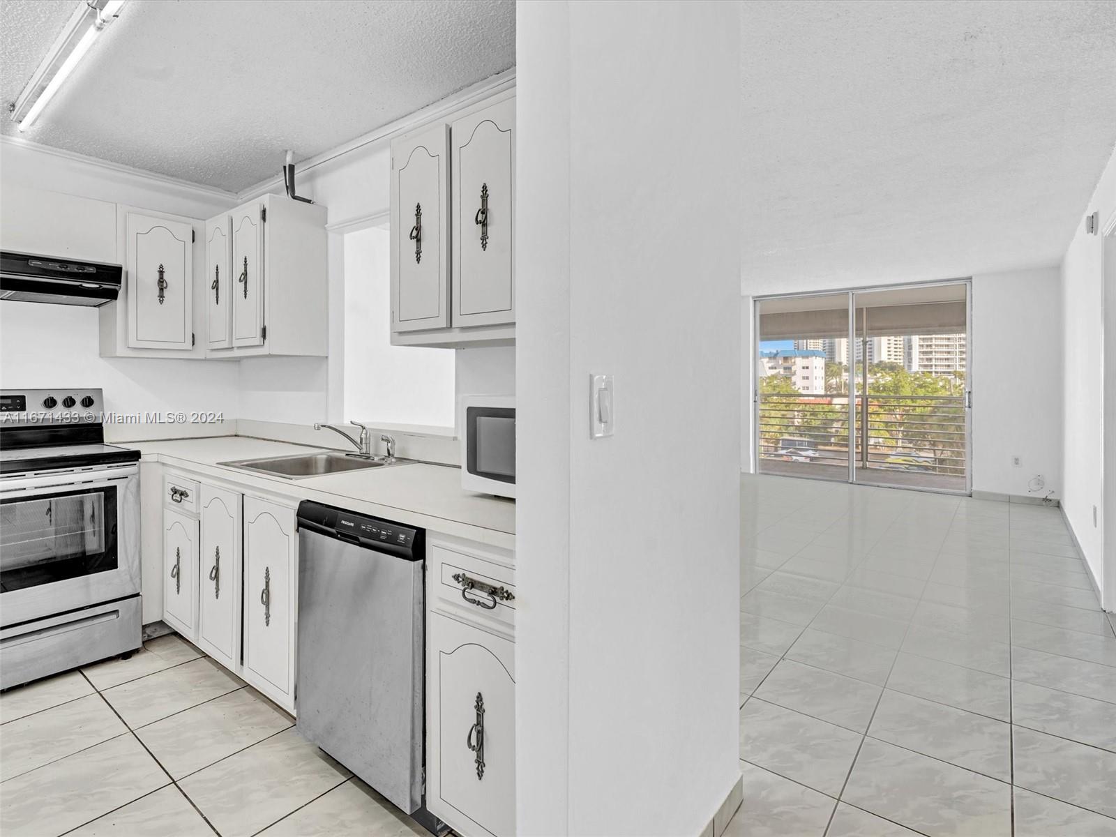 EDEN ISLES CONDO PART 3 - Residential Lease