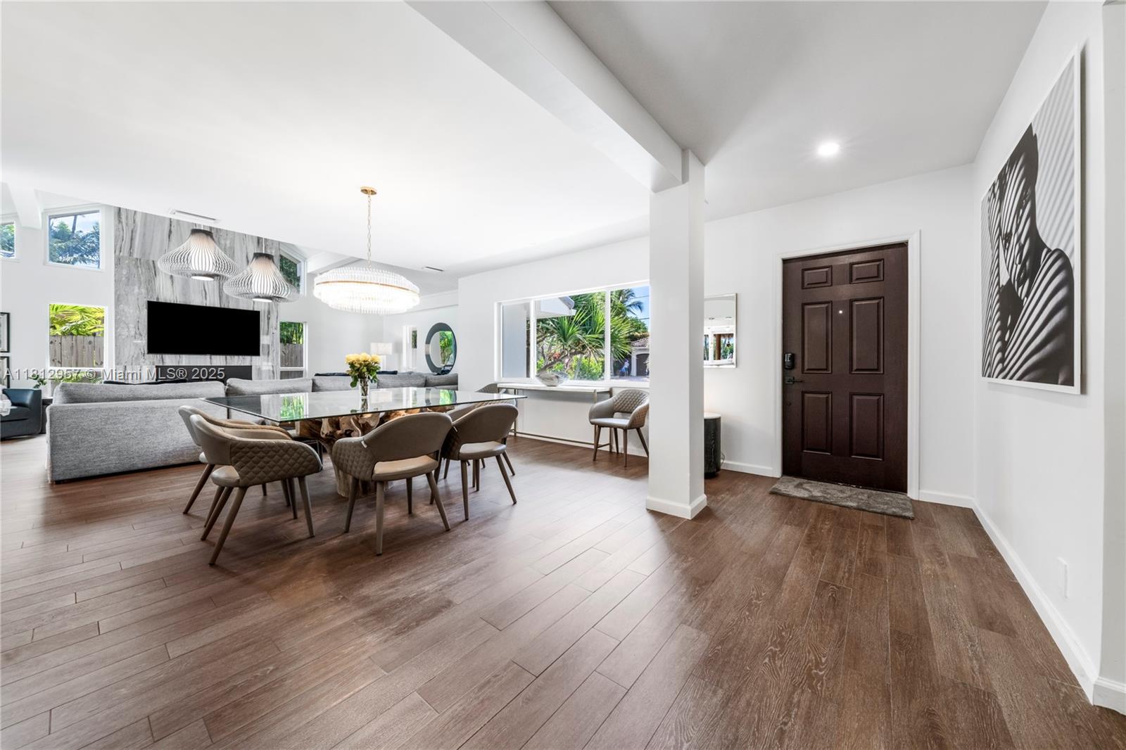 BAL HARBOUR - Residential Lease