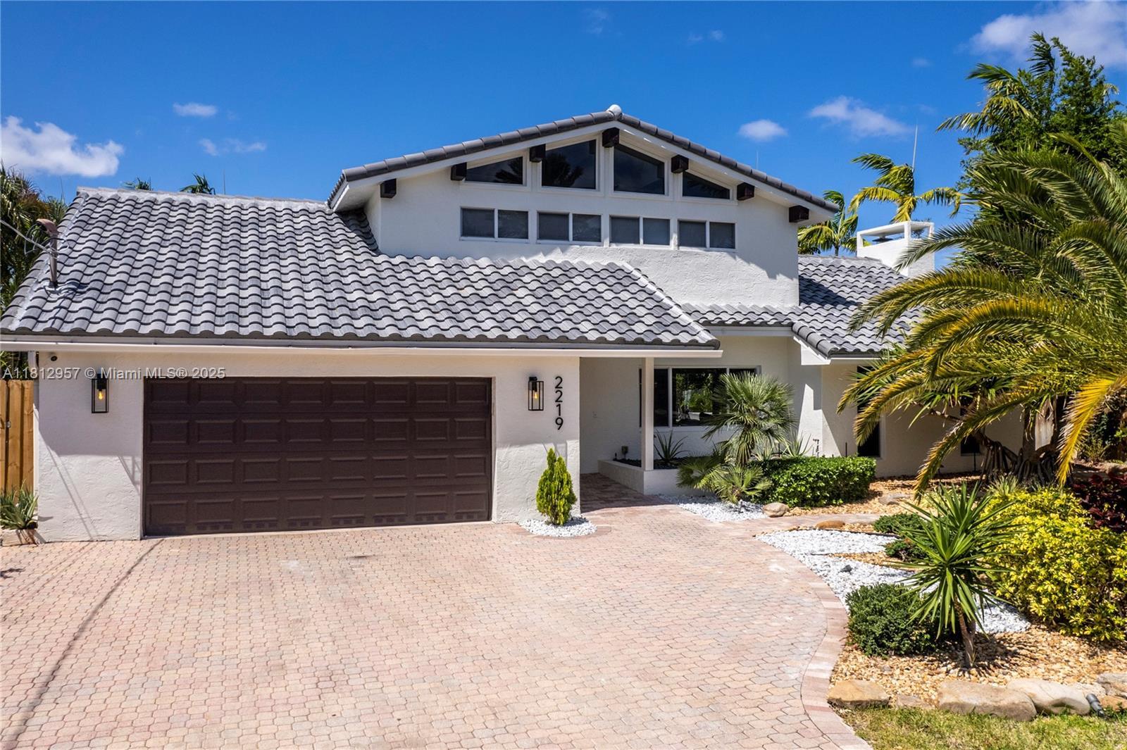 2219 Ne 17th Ct, Fort Lauderdale, Broward County, Florida - 6 Bedrooms  
5 Bathrooms - 