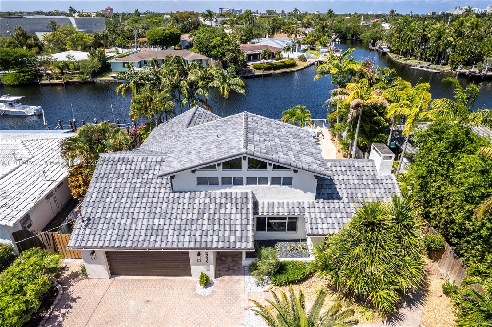 BAL HARBOUR - Residential Lease