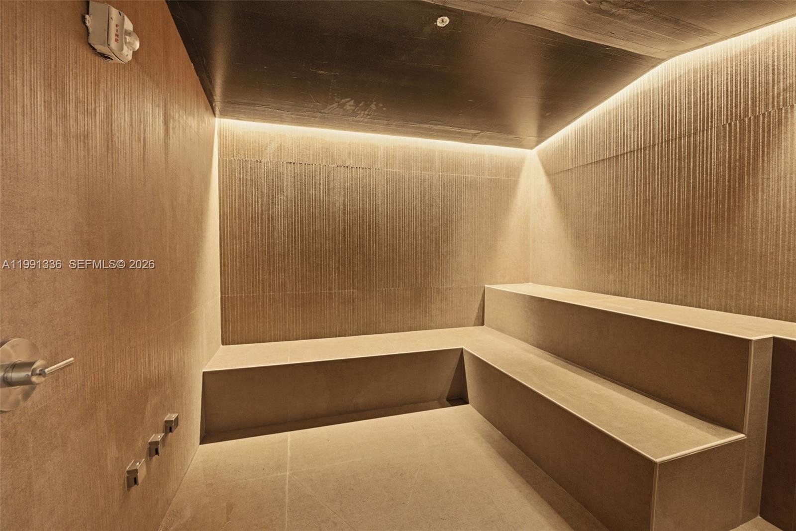 Brickell Park I Condo - Residential