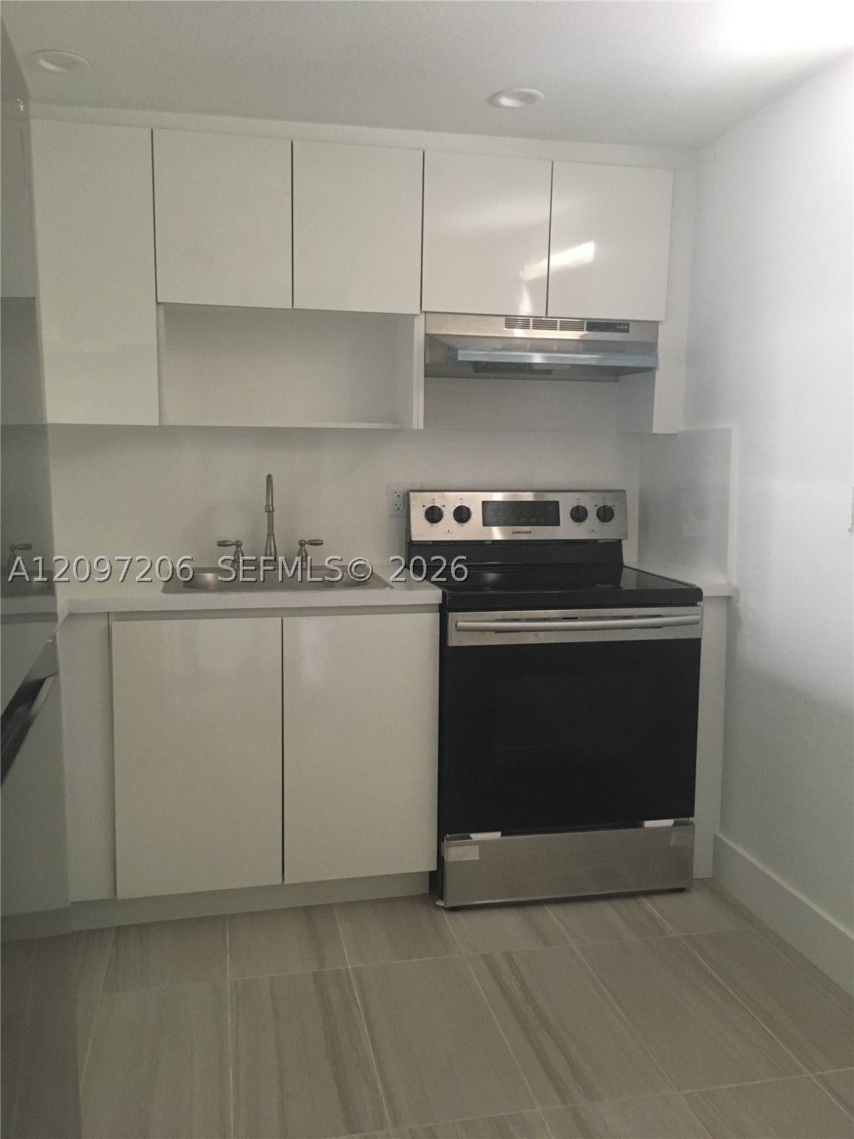 395 NE 21st St 304