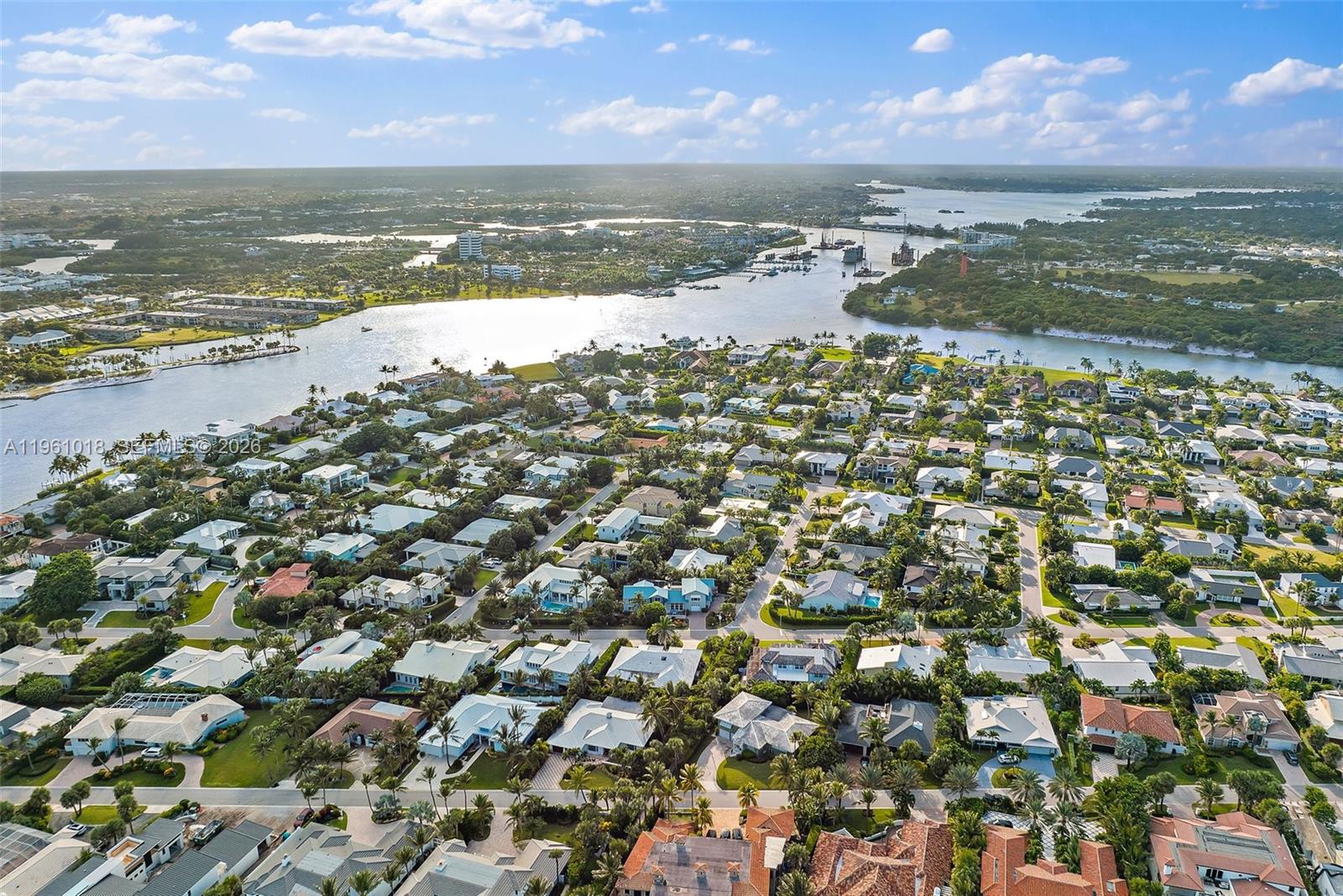 JUPITER INLET BEACH COLON - Residential