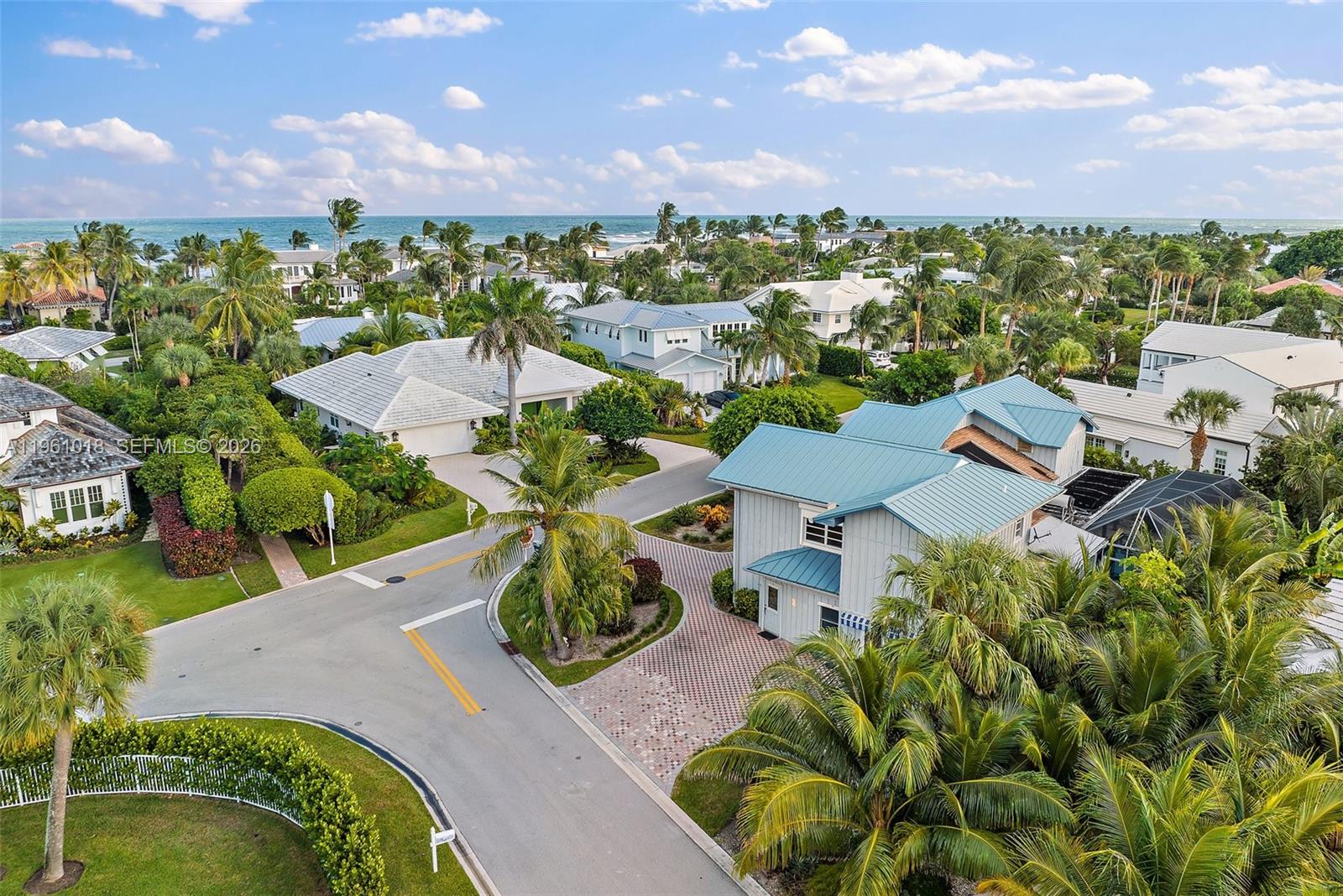 JUPITER INLET BEACH COLON - Residential