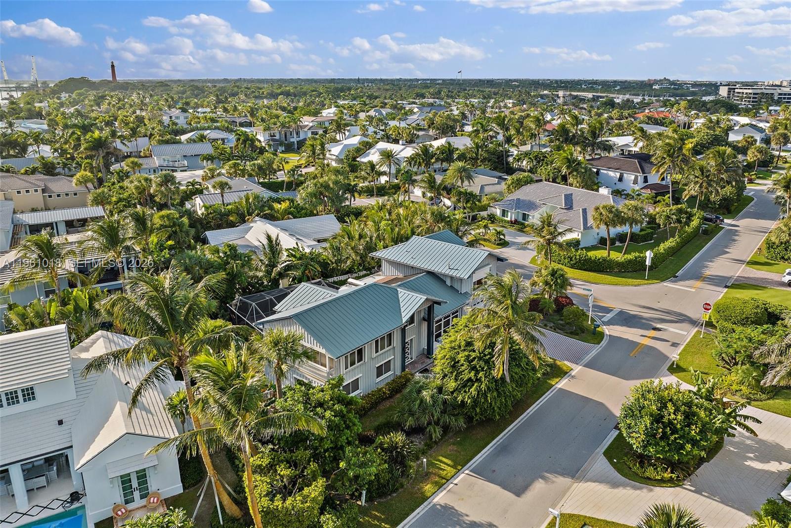 JUPITER INLET BEACH COLON - Residential