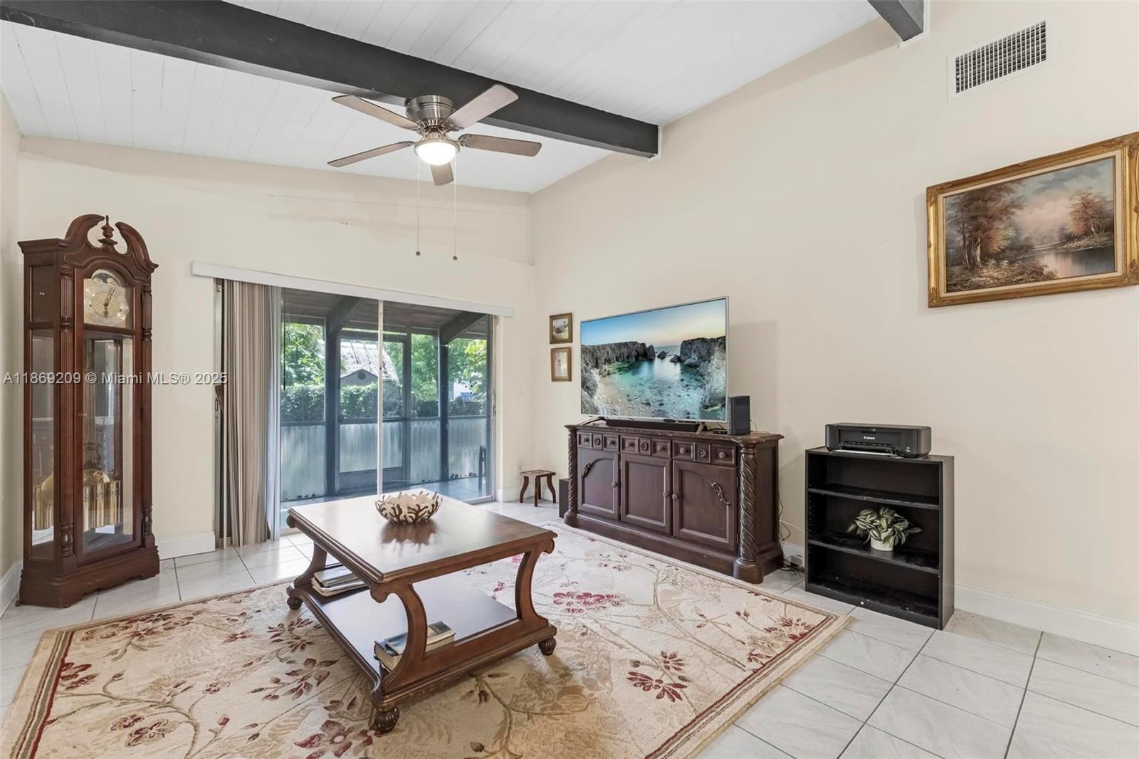 VILLAS AT CARRIAGE HILLS - Residential