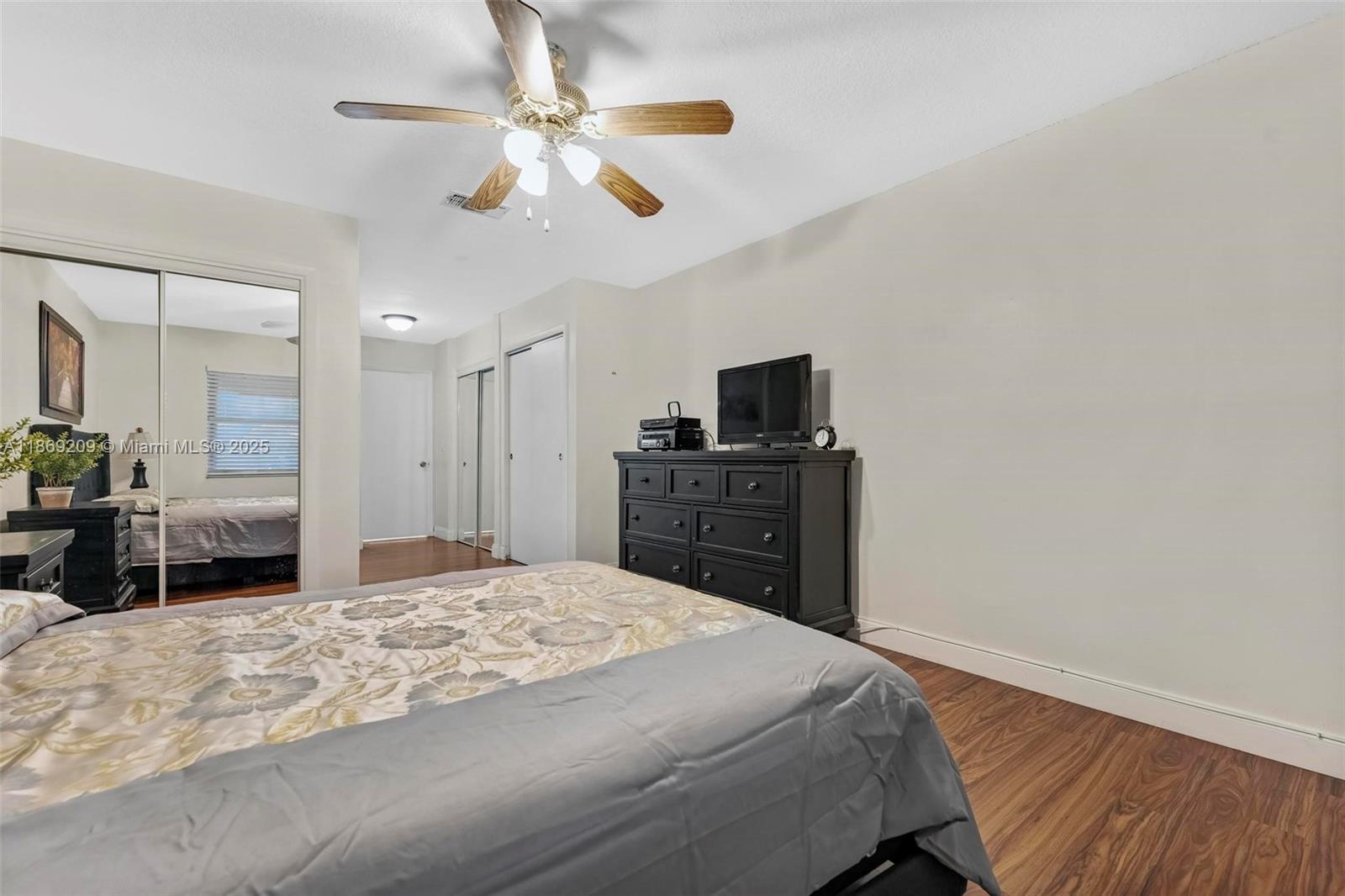 VILLAS AT CARRIAGE HILLS - Residential