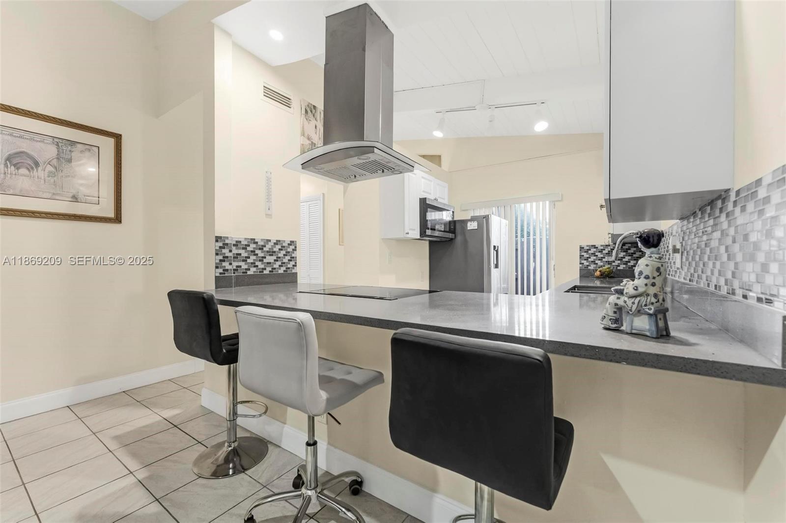 VILLAS AT CARRIAGE HILLS - Residential