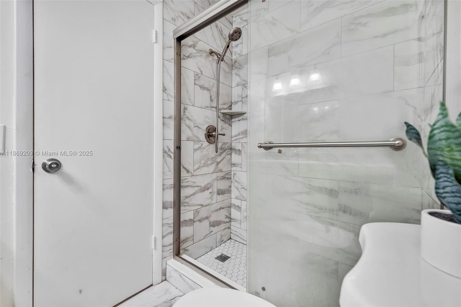 VILLAS AT CARRIAGE HILLS - Residential