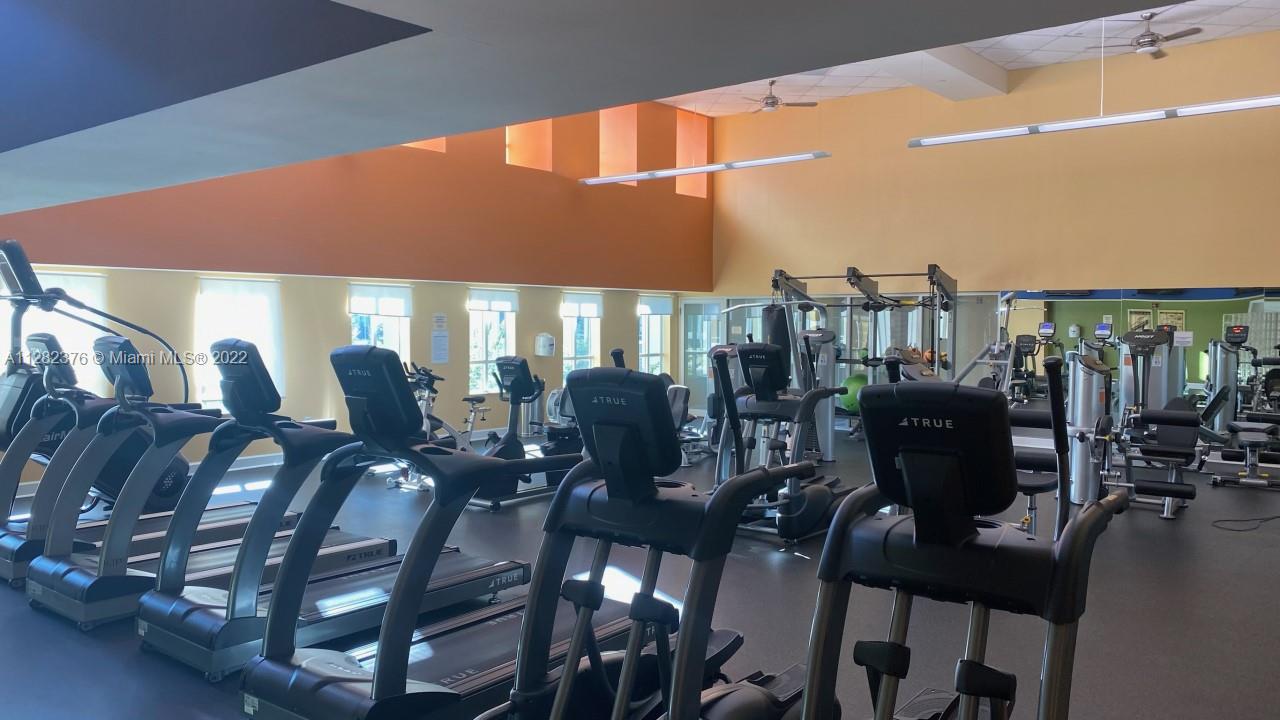 TOSCANO CONDO - Residential