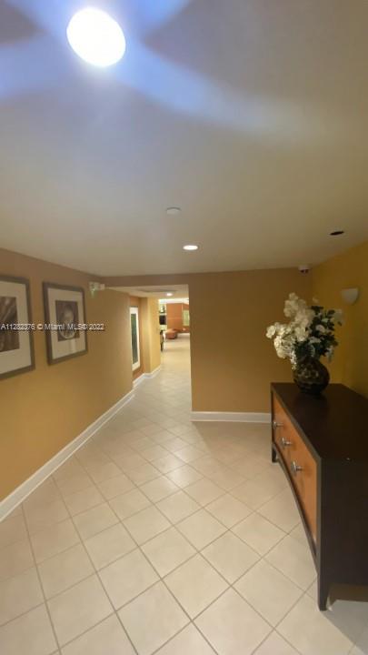 TOSCANO CONDO - Residential