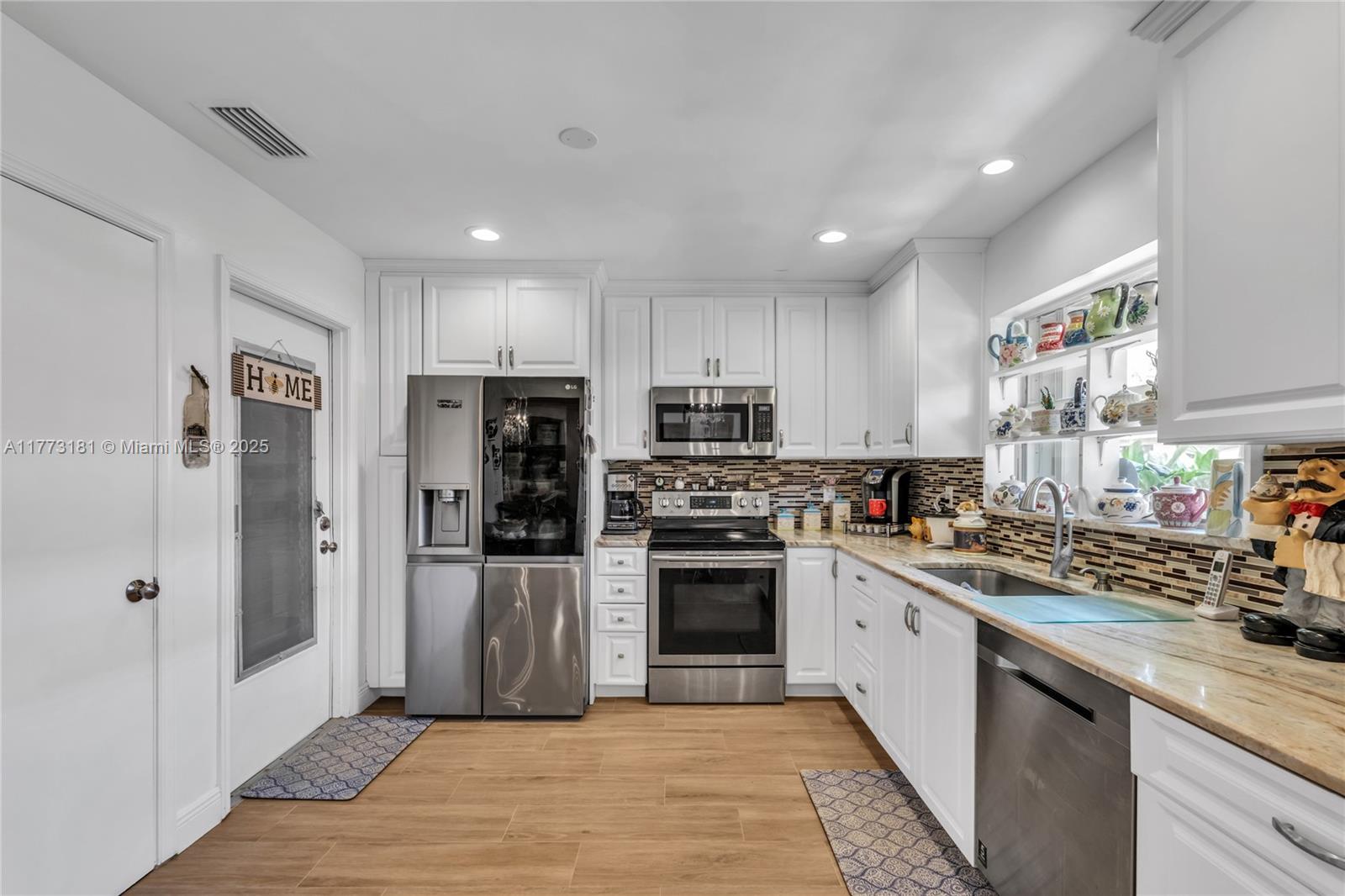 BENT TREE VILLAS WEST CON - Residential