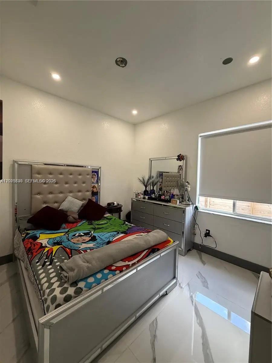 SHORES AT KEYS GATE - Residential