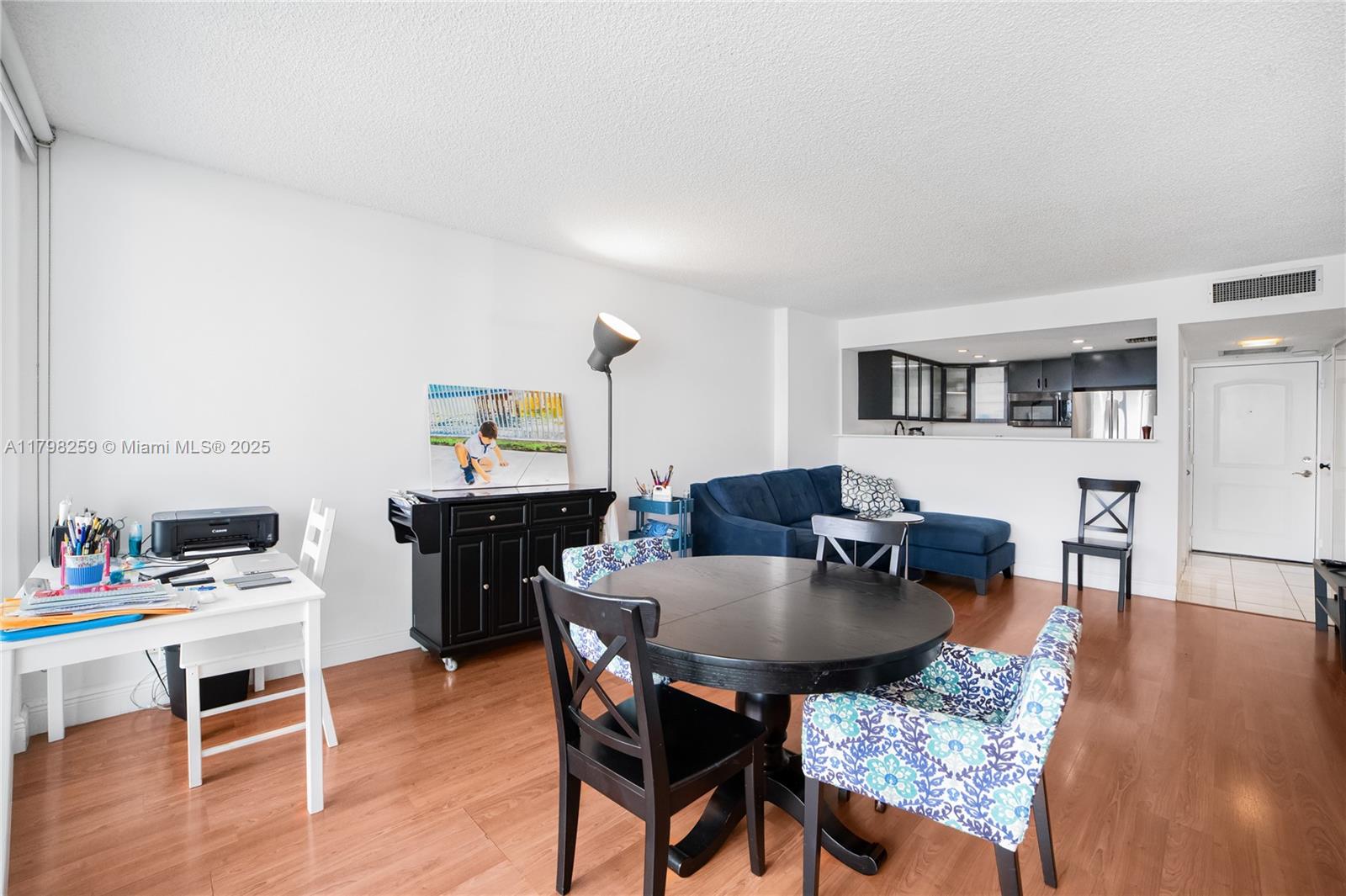 100 NW Bayview Dr 1502