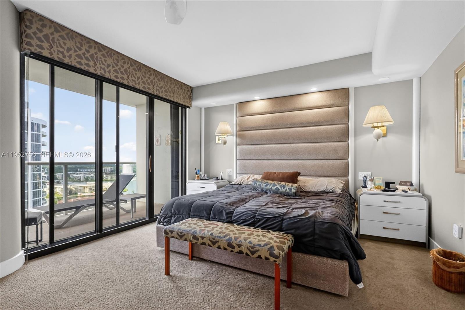 4000 ISL BLVD WILLIAMS IS - Residential