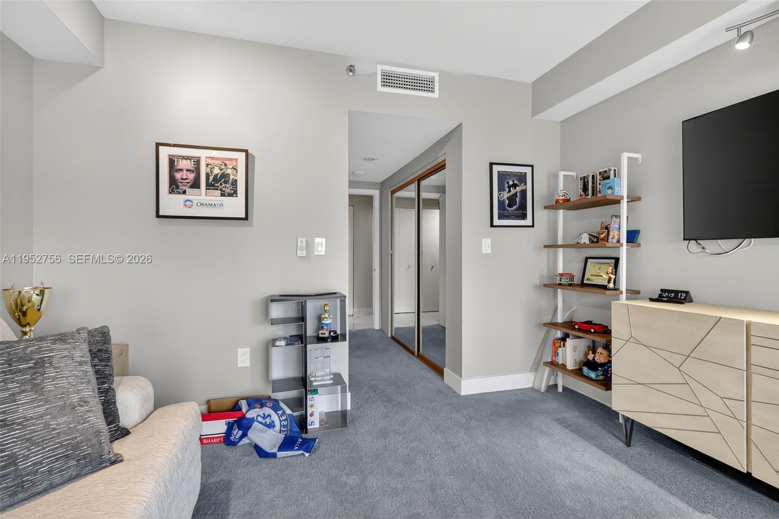 4000 ISL BLVD WILLIAMS IS - Residential