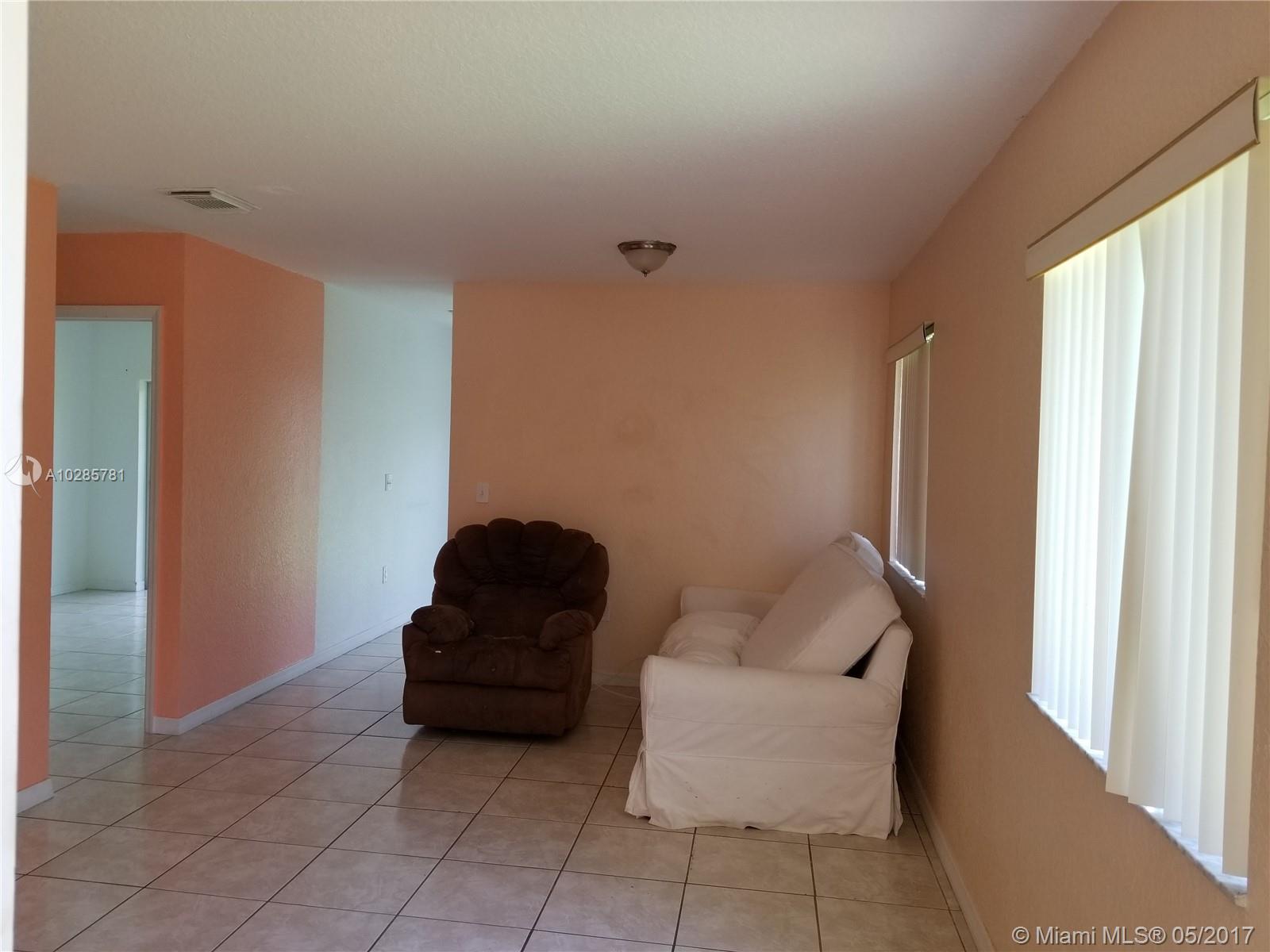 NARANJA GARDENS - Residential Lease