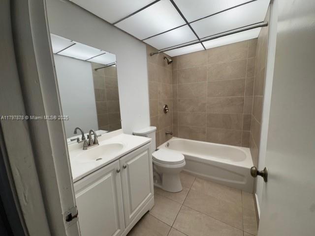 HORIZONS WEST CONDO #8 - Residential