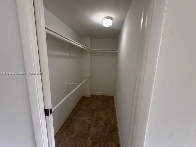 HORIZONS WEST CONDO #8 - Residential