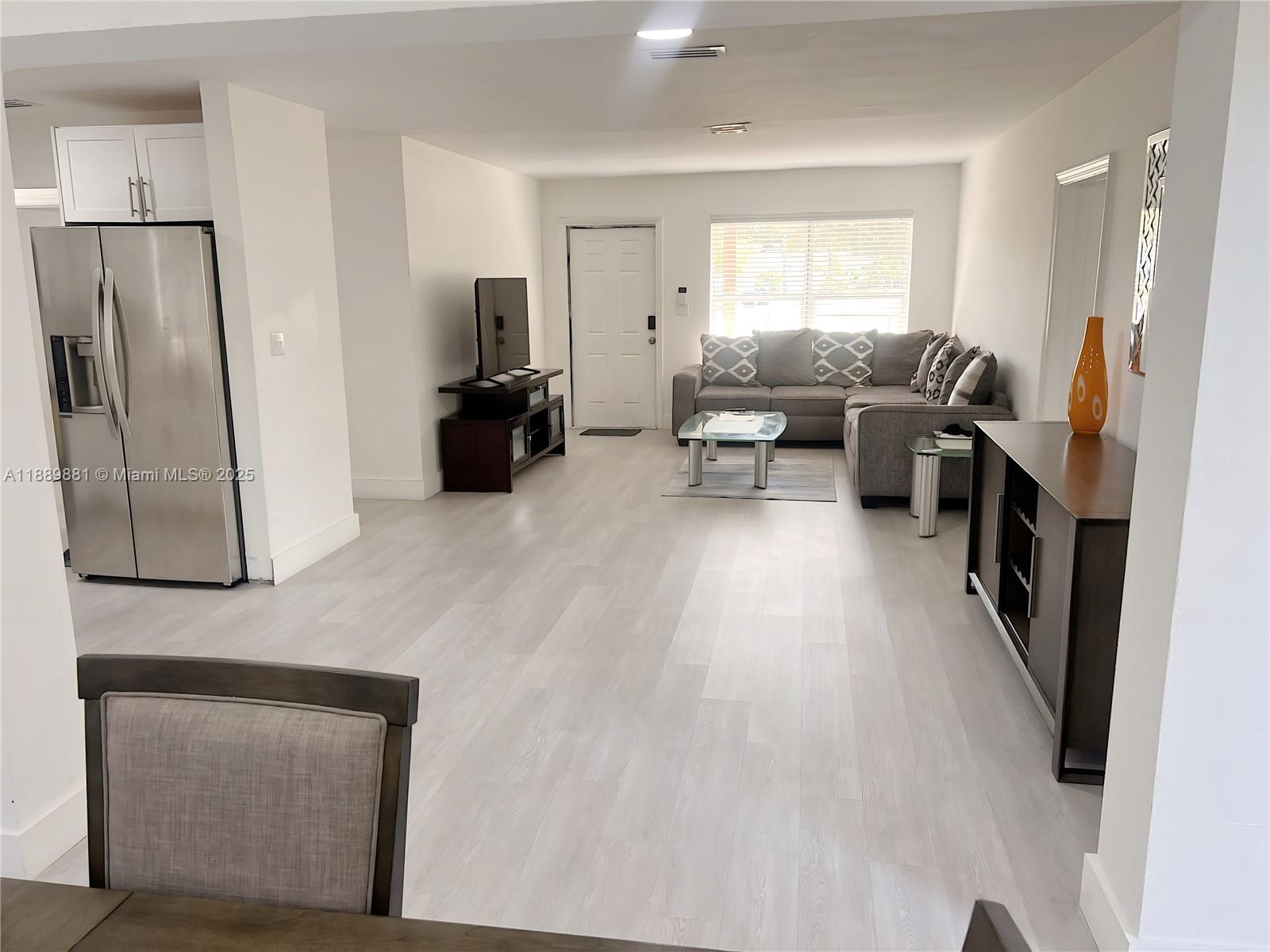BROWARDALE 1ST ADDITION - Residential