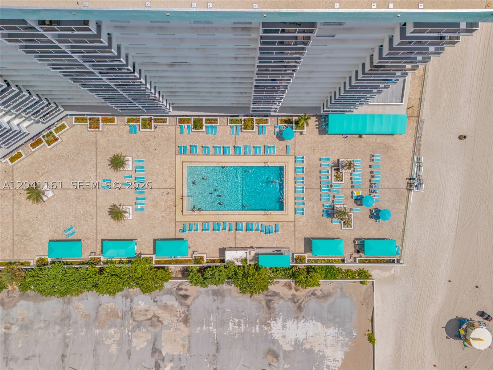3725 S Ocean Dr 422
