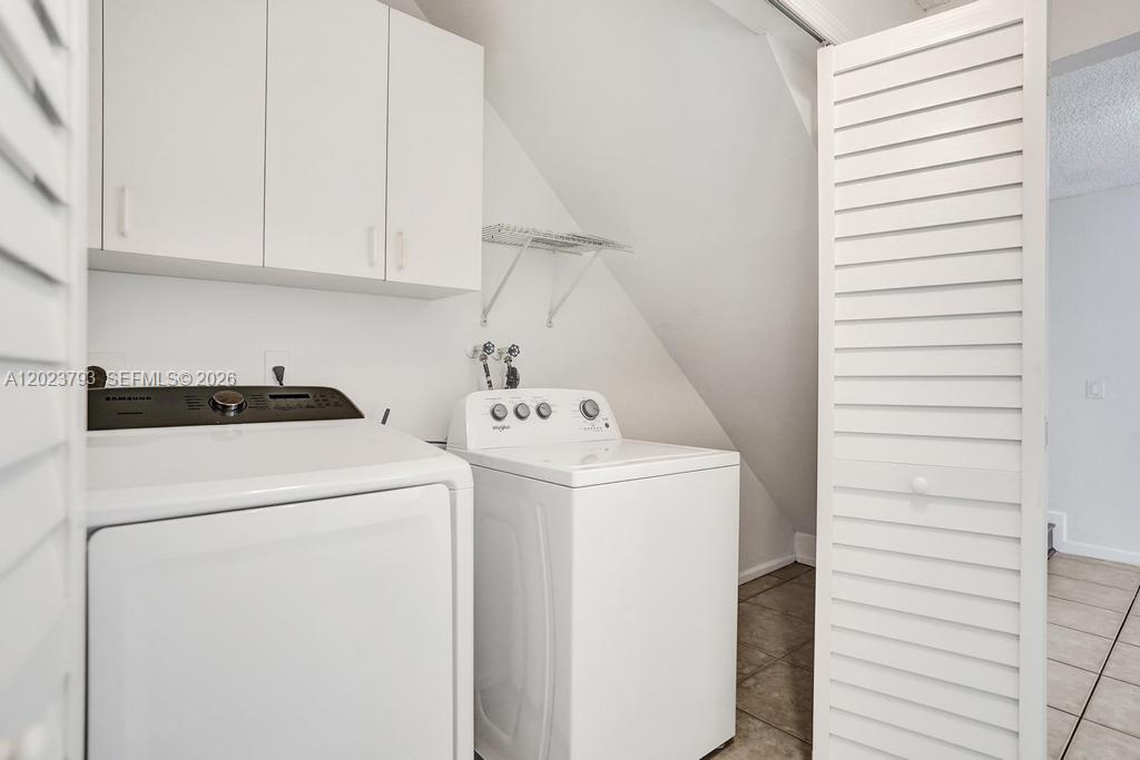 BOCA CHASE TR 9 B - Residential Lease