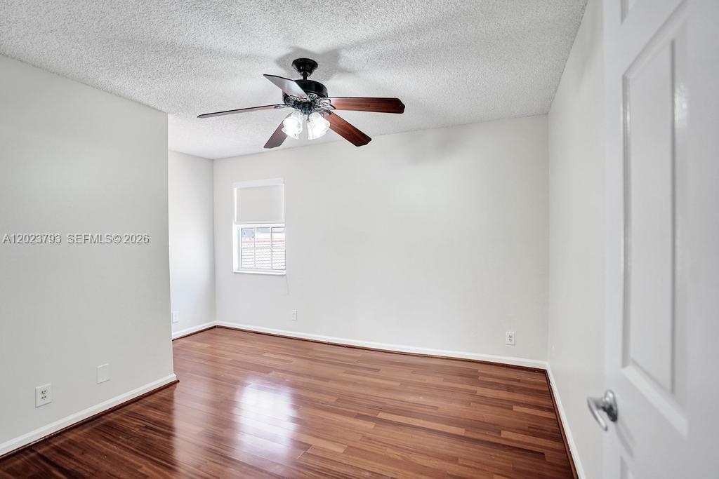 BOCA CHASE TR 9 B - Residential Lease