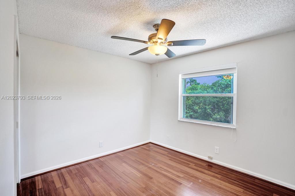 BOCA CHASE TR 9 B - Residential Lease
