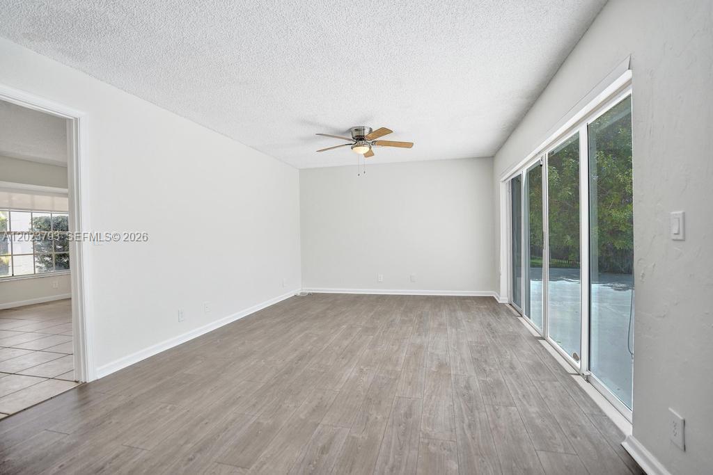 BOCA CHASE TR 9 B - Residential Lease