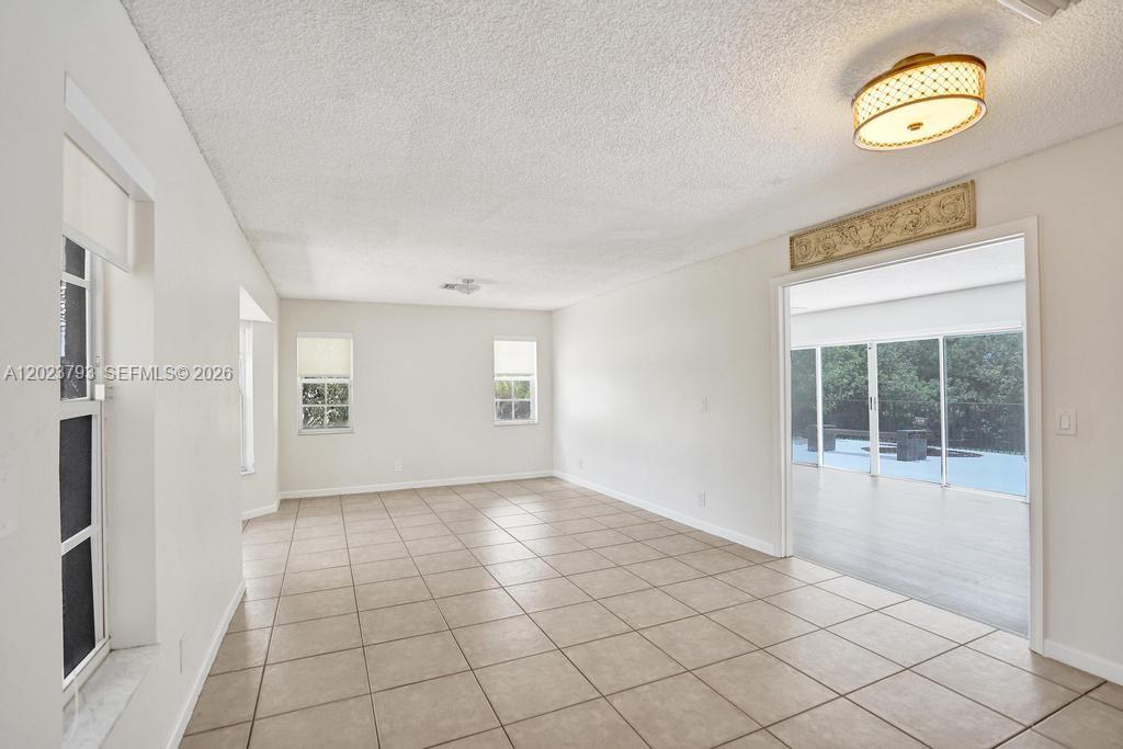 BOCA CHASE TR 9 B - Residential Lease