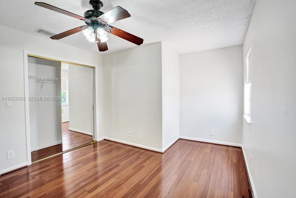 BOCA CHASE TR 9 B - Residential Lease
