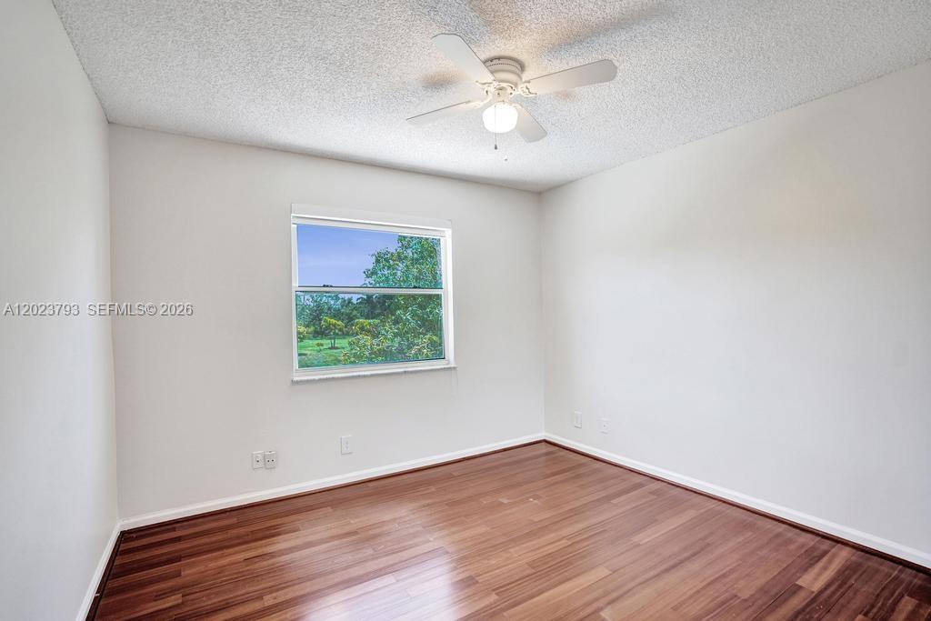 BOCA CHASE TR 9 B - Residential Lease