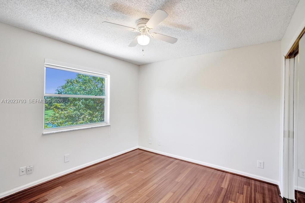 BOCA CHASE TR 9 B - Residential Lease