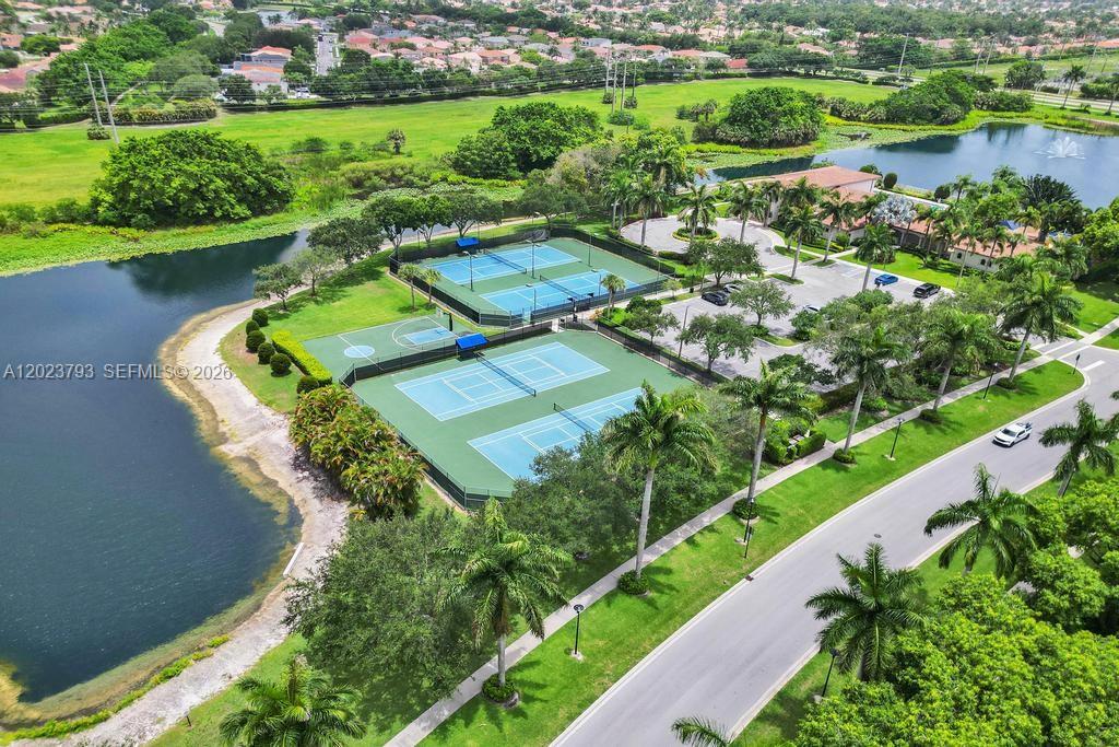 BOCA CHASE TR 9 B - Residential Lease