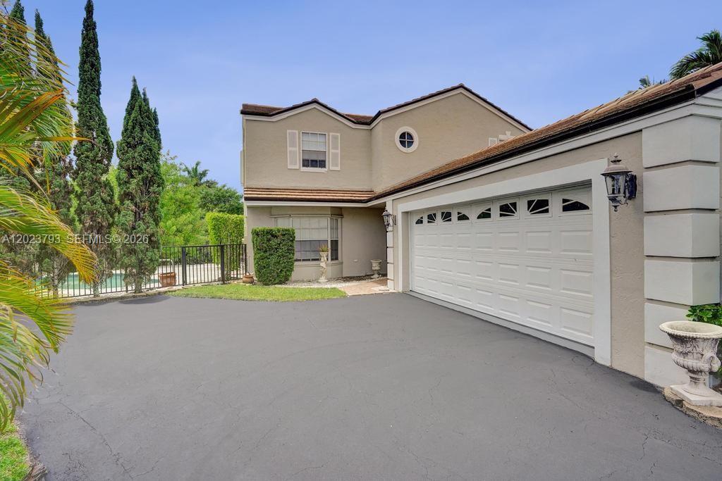 BOCA CHASE TR 9 B - Residential Lease