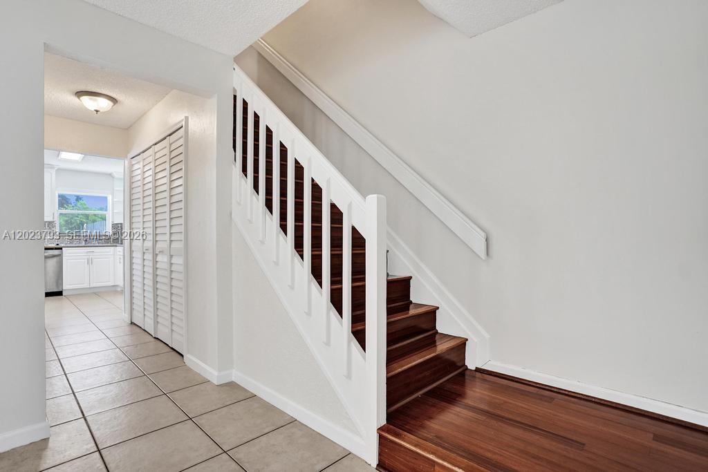 BOCA CHASE TR 9 B - Residential Lease