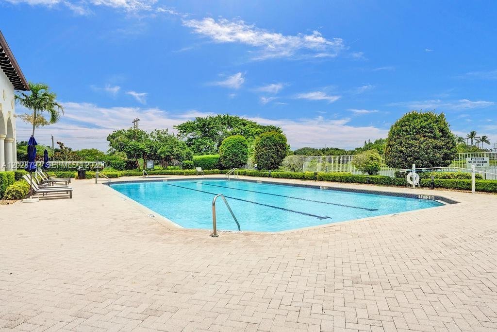 BOCA CHASE TR 9 B - Residential Lease