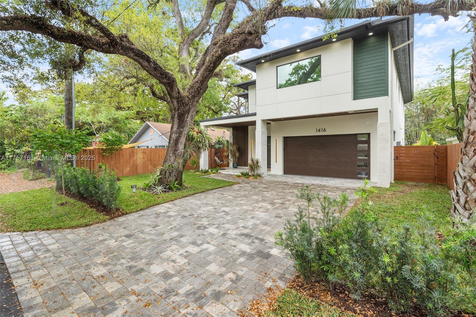 Property for Sale at 1416 Sw 9th St, Fort Lauderdale, Broward County, Florida - Bedrooms: 4 
Bathrooms: 4  - $2,095,000