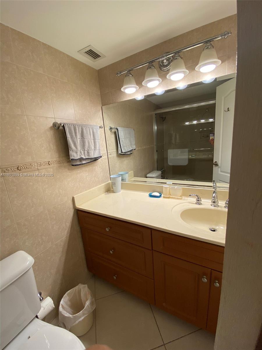 PARKER DORADO CONDO - Residential